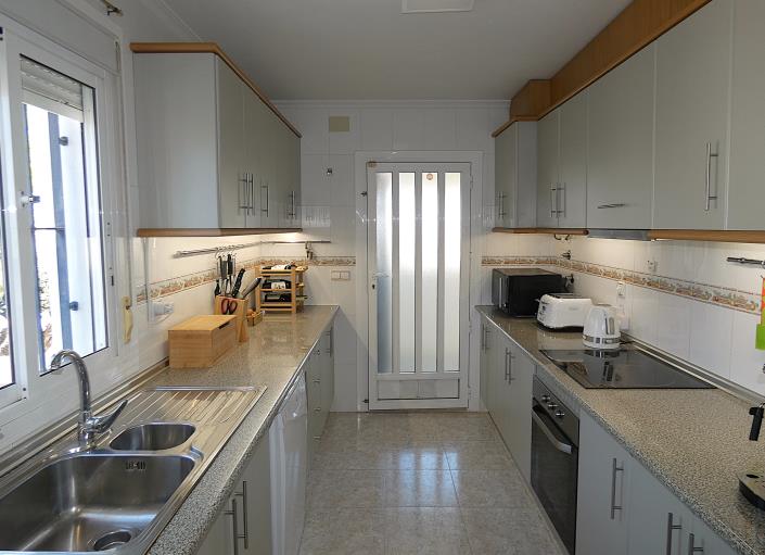 Image No.41-3 Bed Villa / Detached for sale