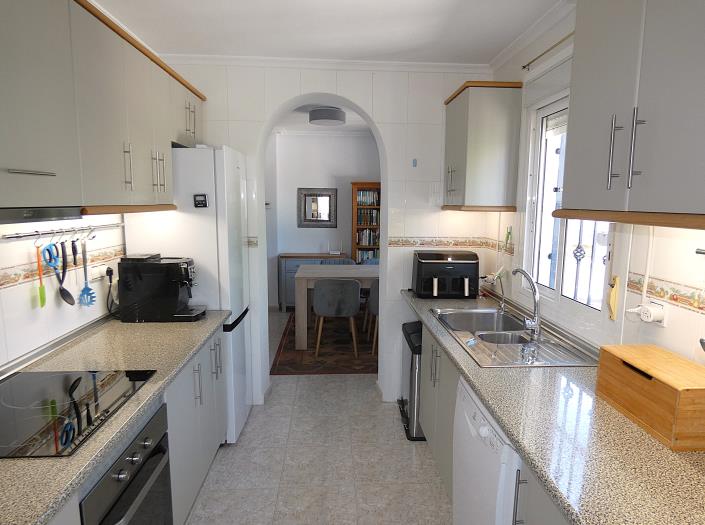 Image No.44-3 Bed Villa / Detached for sale