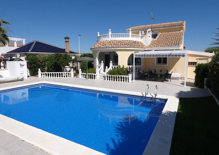 Image No.49-3 Bed Villa / Detached for sale