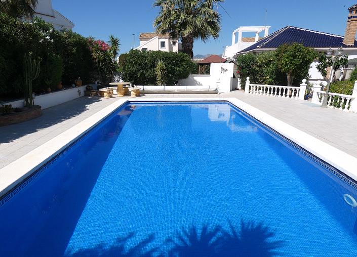 Image No.50-3 Bed Villa / Detached for sale