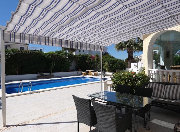 Image No.53-3 Bed Villa / Detached for sale