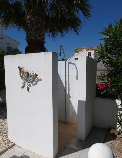 Image No.56-3 Bed Villa / Detached for sale