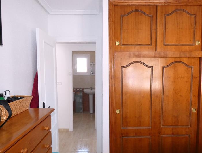 Image No.17-2 Bed Villa / Detached for sale
