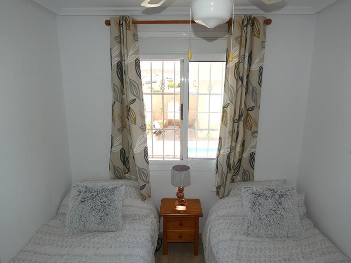 Image No.24-2 Bed Villa / Detached for sale