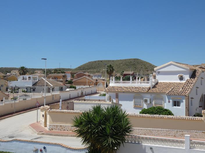 Image No.35-2 Bed Villa / Detached for sale
