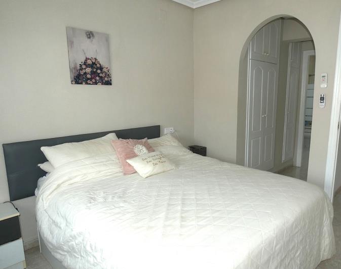 Image No.14-3 Bed Semi-Detached for sale