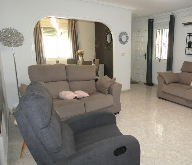 Image No.22-3 Bed Semi-Detached for sale