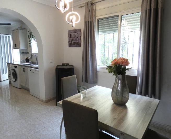 Image No.24-3 Bed Semi-Detached for sale