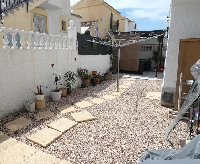 Image No.46-3 Bed Semi-Detached for sale