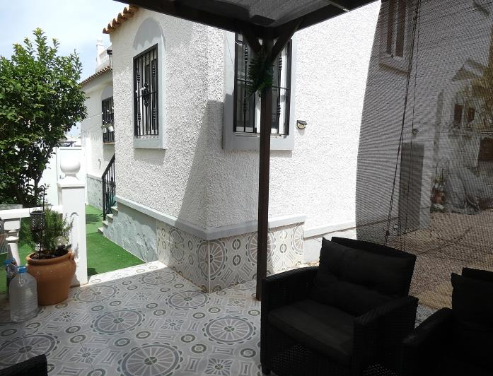 Image No.47-3 Bed Semi-Detached for sale