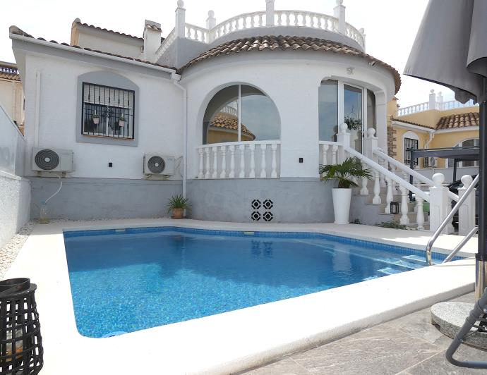 Image No.52-3 Bed Semi-Detached for sale