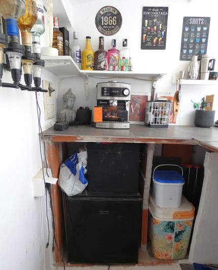 Image No.57-3 Bed Semi-Detached for sale