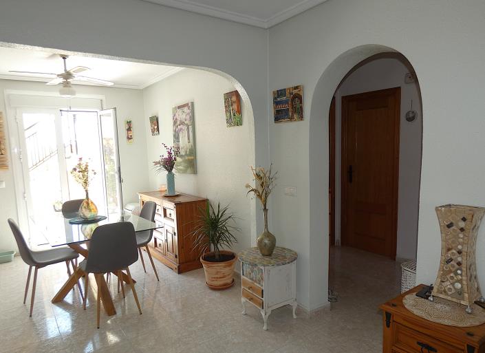 Image No.15-2 Bed Villa / Detached for sale