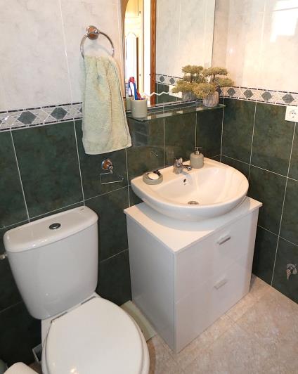 Image No.20-2 Bed Villa / Detached for sale