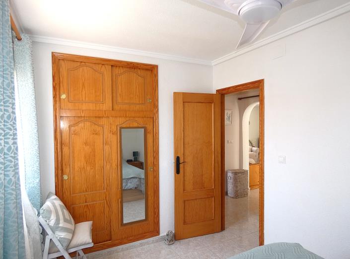 Image No.22-2 Bed Villa / Detached for sale