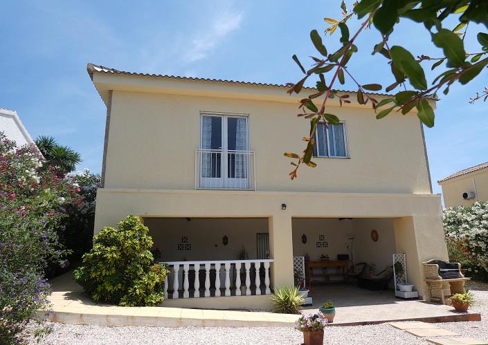 Image No.41-2 Bed Villa / Detached for sale