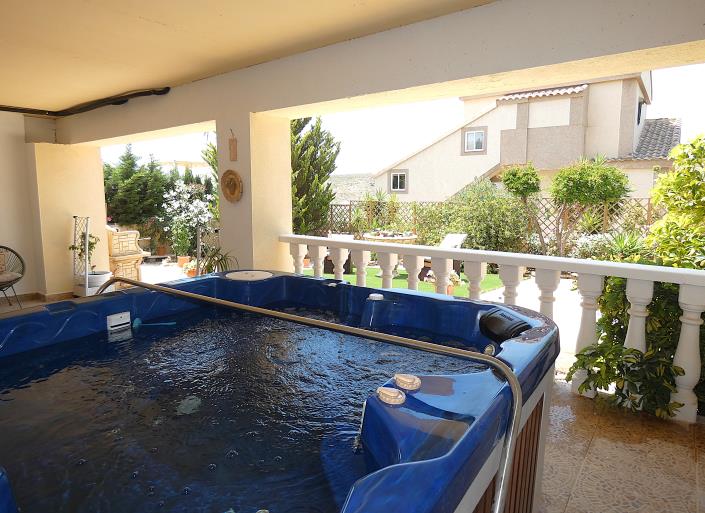 Image No.50-2 Bed Villa / Detached for sale