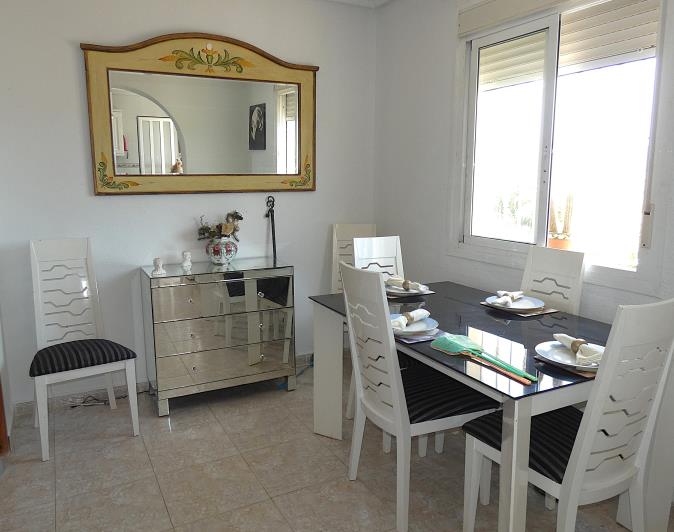 Image No.19-3 Bed Villa / Detached for sale