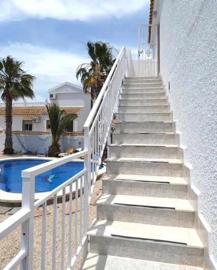 Image No.25-3 Bed Villa / Detached for sale
