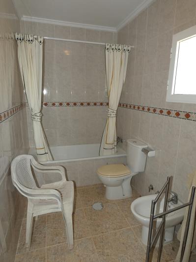 Image No.46-4 Bed Villa / Detached for sale