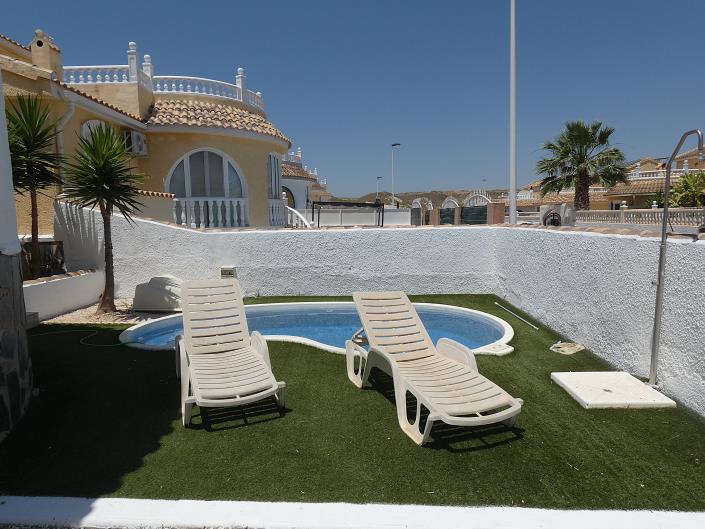 Image No.56-4 Bed Villa / Detached for sale