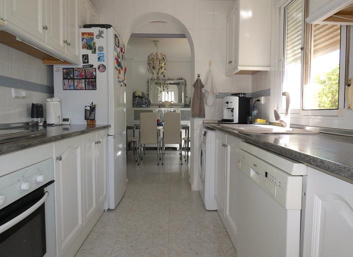 Image No.32-4 Bed Villa / Detached for sale