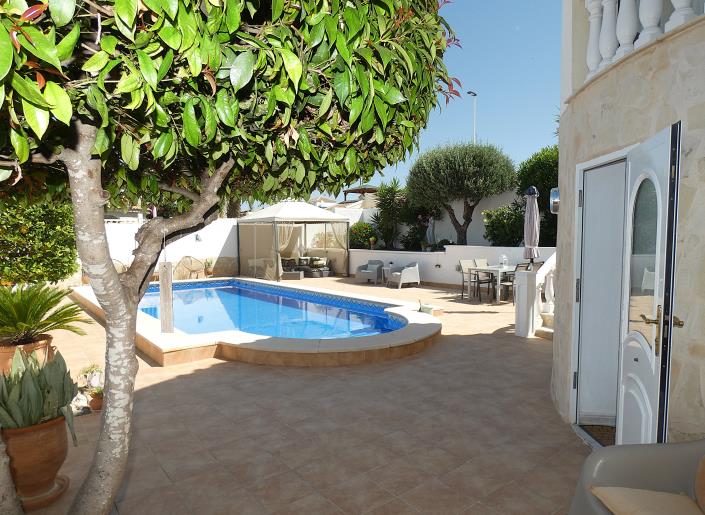 Image No.47-4 Bed Villa / Detached for sale