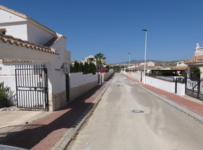 Image No.58-4 Bed Villa / Detached for sale