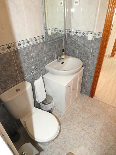 Image No.23-3 Bed Villa / Detached for sale