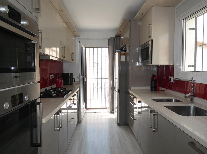 Image No.39-3 Bed Villa / Detached for sale