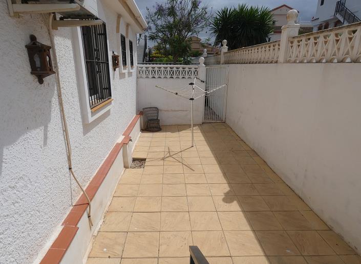 Image No.40-3 Bed Villa / Detached for sale