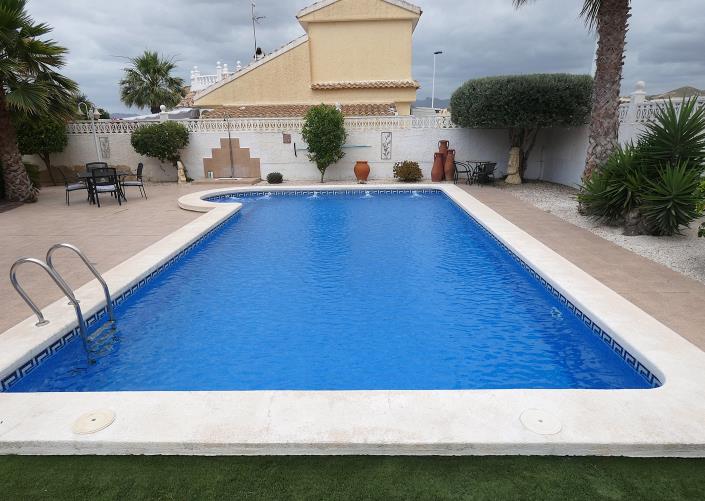 Image No.48-3 Bed Villa / Detached for sale