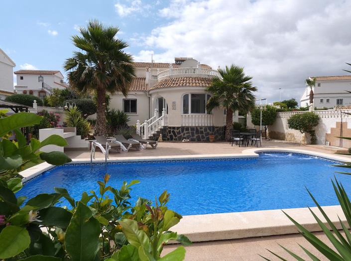 Image No.49-3 Bed Villa / Detached for sale