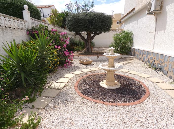 Image No.55-3 Bed Villa / Detached for sale