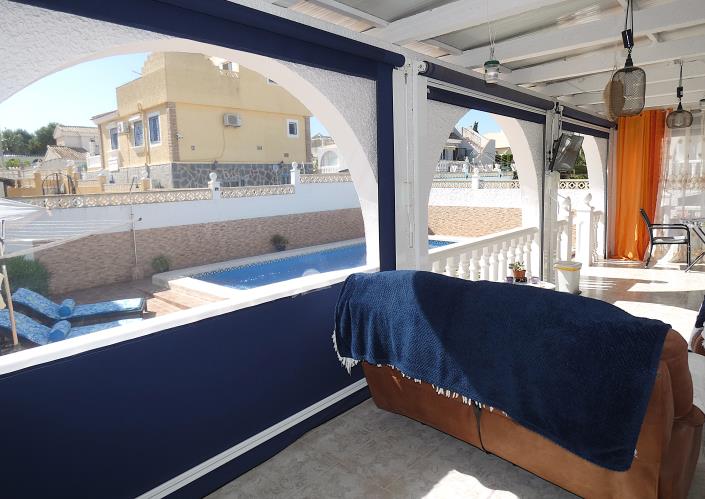 Image No.9-2 Bed Villa / Detached for sale