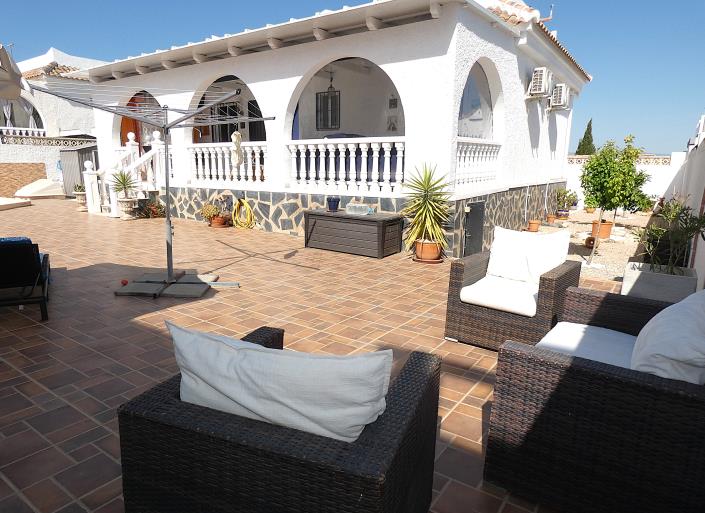 Image No.44-2 Bed Villa / Detached for sale