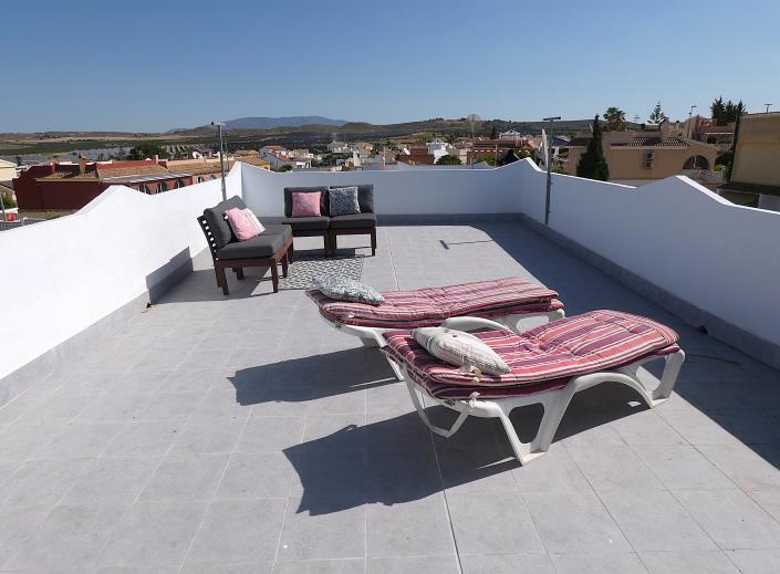 Image No.48-2 Bed Villa / Detached for sale