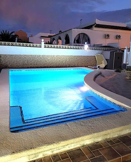 Image No.41-2 Bed Villa / Detached for sale