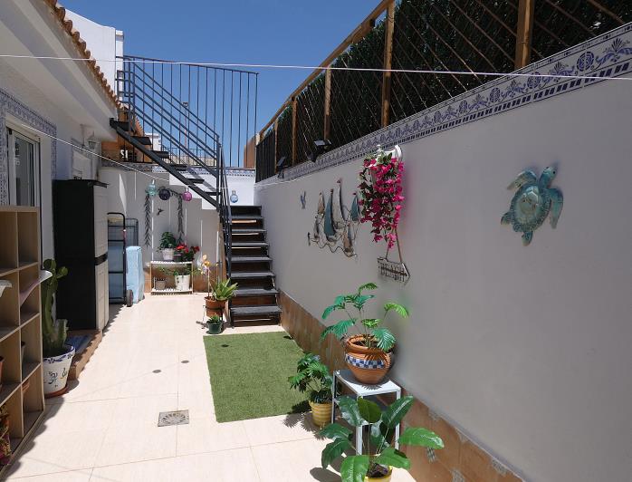 Image No.33-2 Bed Villa for sale