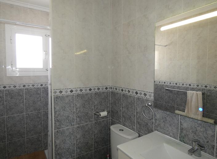Image No.19-3 Bed Villa / Detached for sale