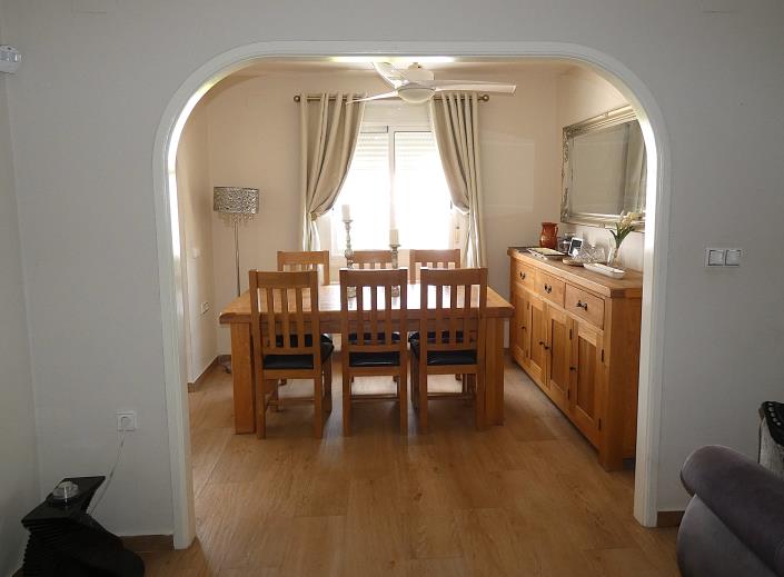 Image No.23-3 Bed Villa / Detached for sale