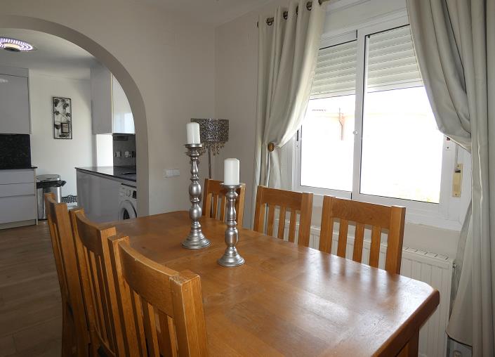 Image No.25-3 Bed Villa / Detached for sale