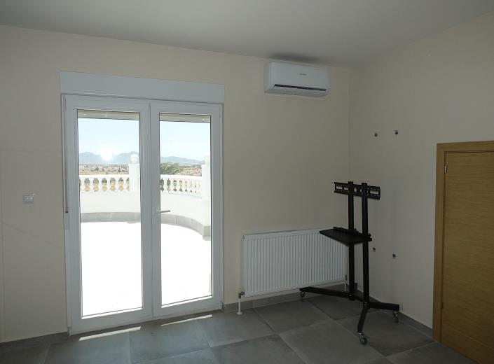 Image No.36-3 Bed Villa / Detached for sale