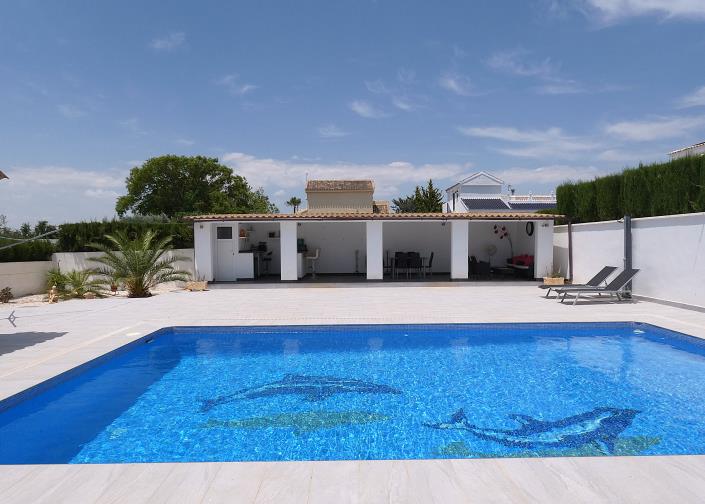 Image No.44-3 Bed Villa / Detached for sale