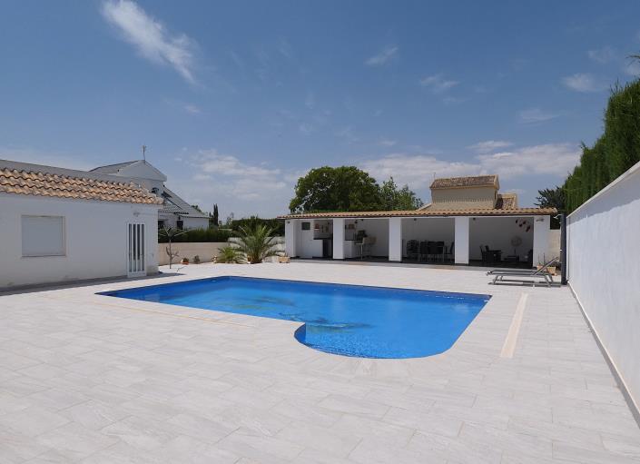 Image No.47-3 Bed Villa / Detached for sale