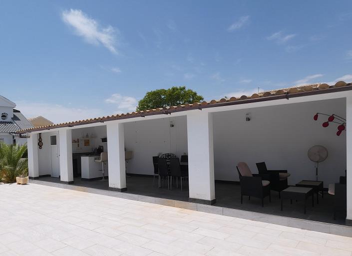 Image No.48-3 Bed Villa / Detached for sale