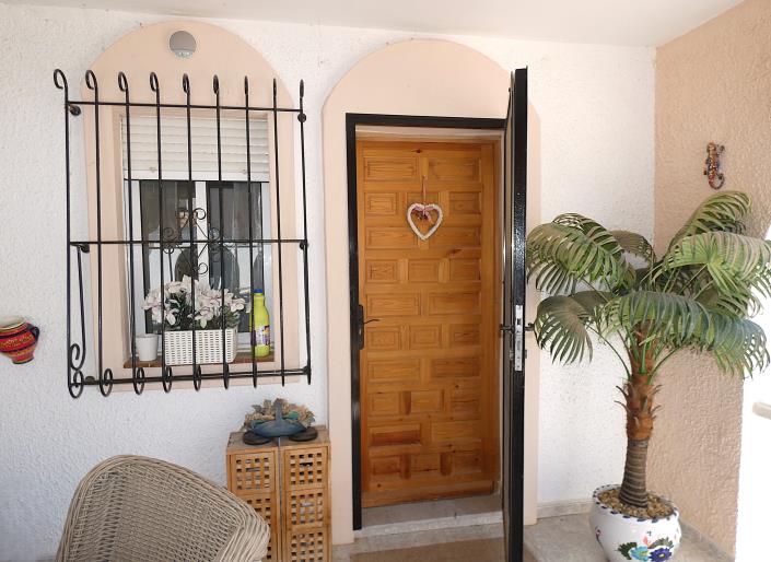 Image No.9-3 Bed Villa / Detached for sale