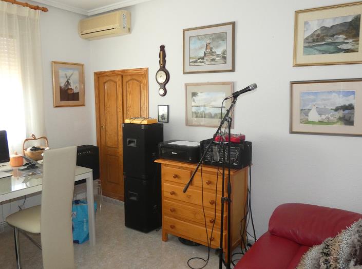 Image No.18-3 Bed Villa / Detached for sale