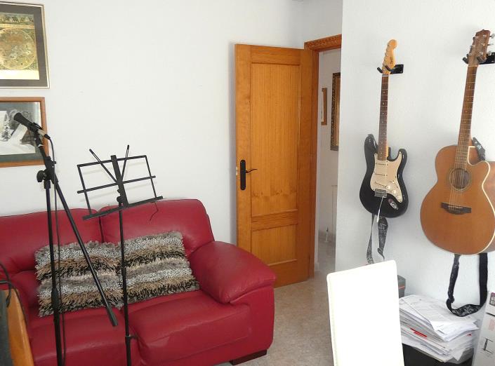Image No.20-3 Bed Villa / Detached for sale
