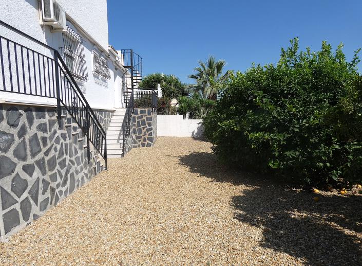 Image No.40-3 Bed Villa / Detached for sale